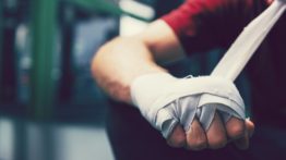 Como colocar bandagem para treinar Muay Thai